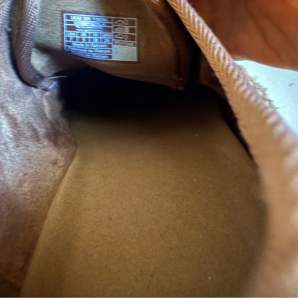 UGG Cityfunc Water Resistant Platform Derby - Picture 6 of 8
